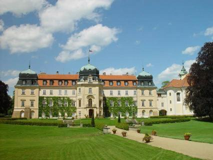 Hotel Kolonie Křivoklát Eksteriør billede